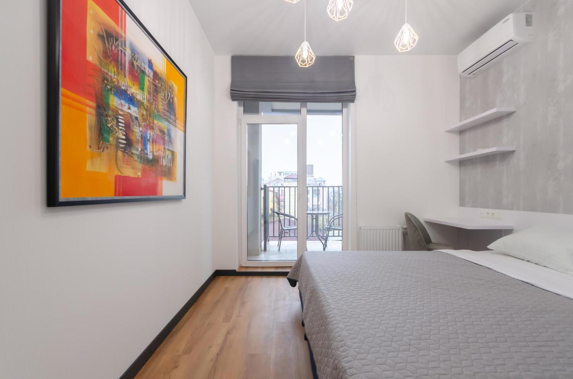 Petrovdom 160-161-166-3A-3B-131A-104A In Beautiful Apartments In Rc "Yaroslaviv Grad" Kiev Esterno foto