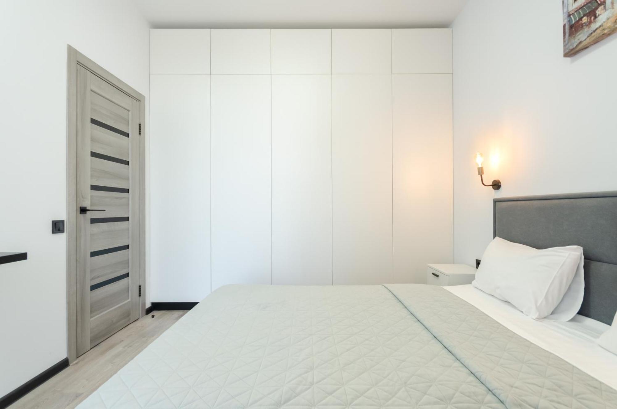 Petrovdom 160-161-166-3A-3B-131A-104A In Beautiful Apartments In Rc "Yaroslaviv Grad" Kiev Esterno foto